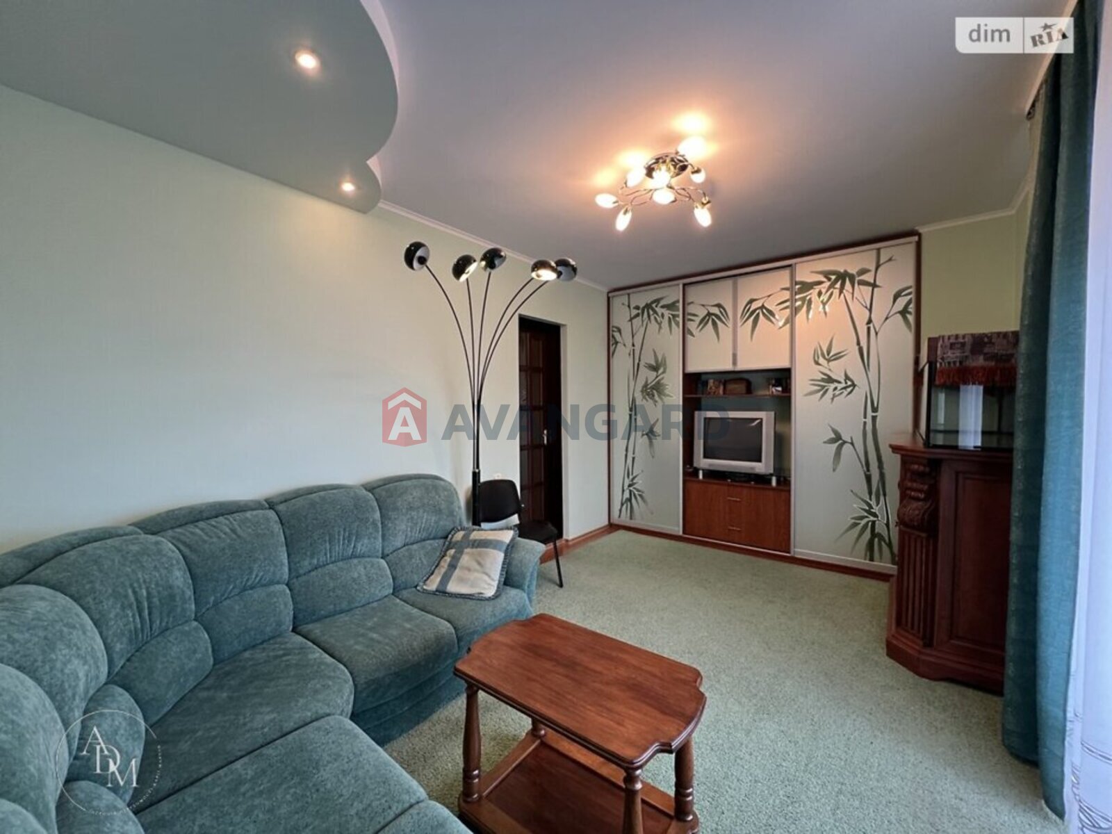 �������, 249 ��.�. ���� 8