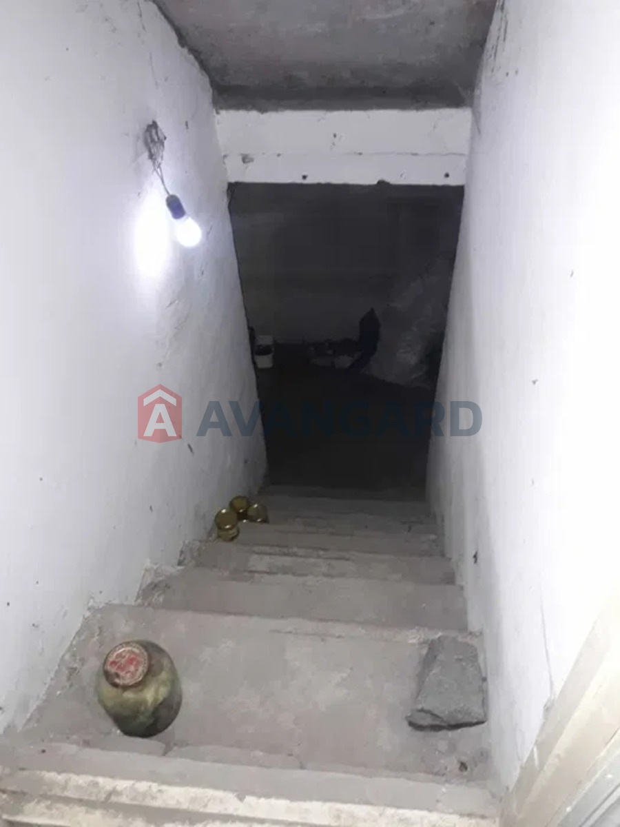 �������, 150 ��.�. ���� 17