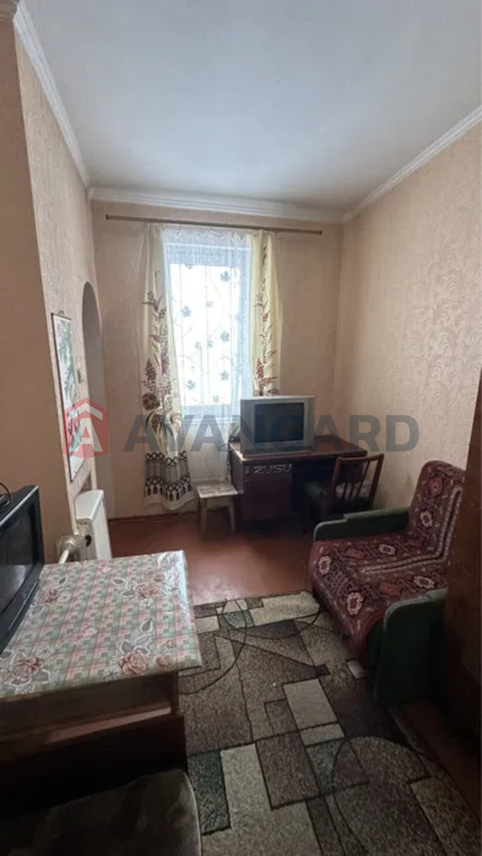 ������� �������, 77 ��.�. ���� 14