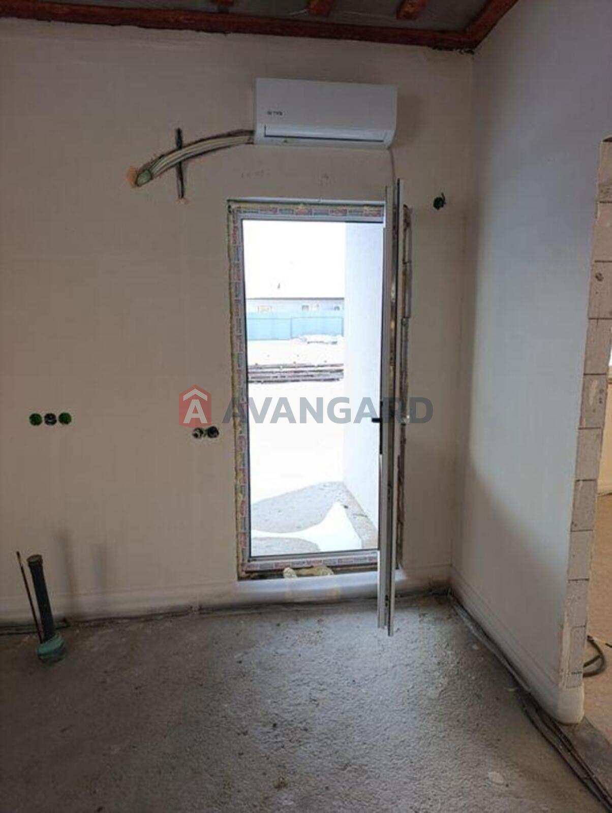 �������, 85 ��.�. ���� 8