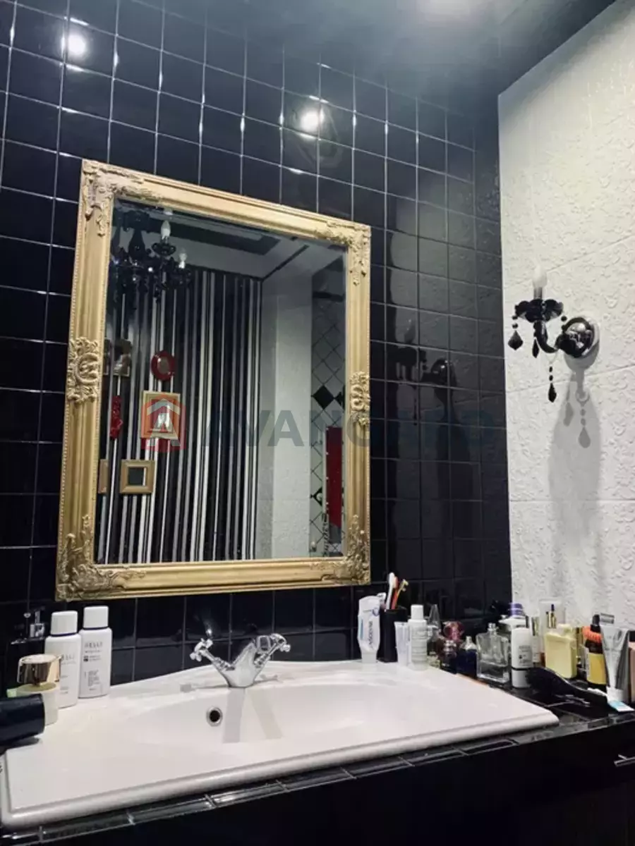 �������, 400 ��.�. ���� 15