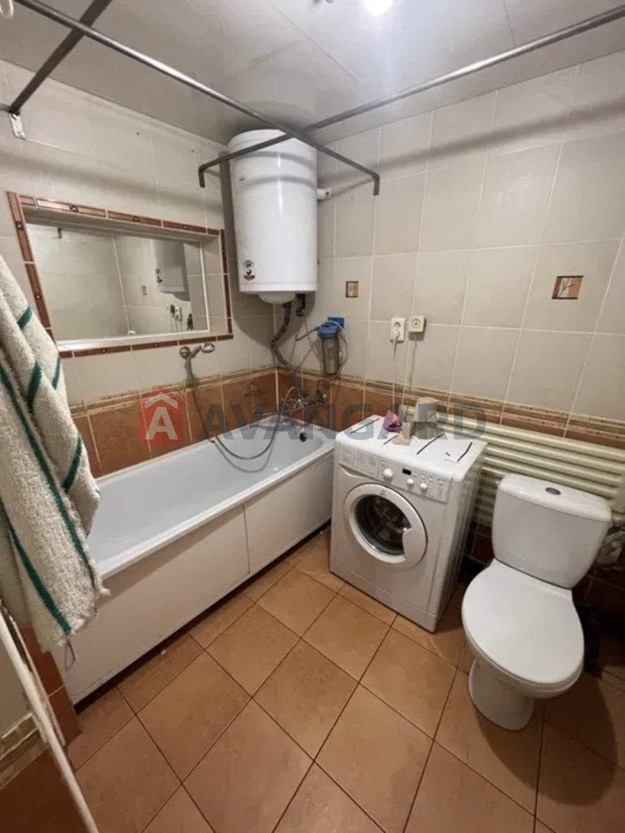 ���, 80 ��.�. ���� 7