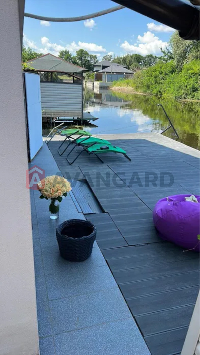 ����, 108 ��.�. ���� 22