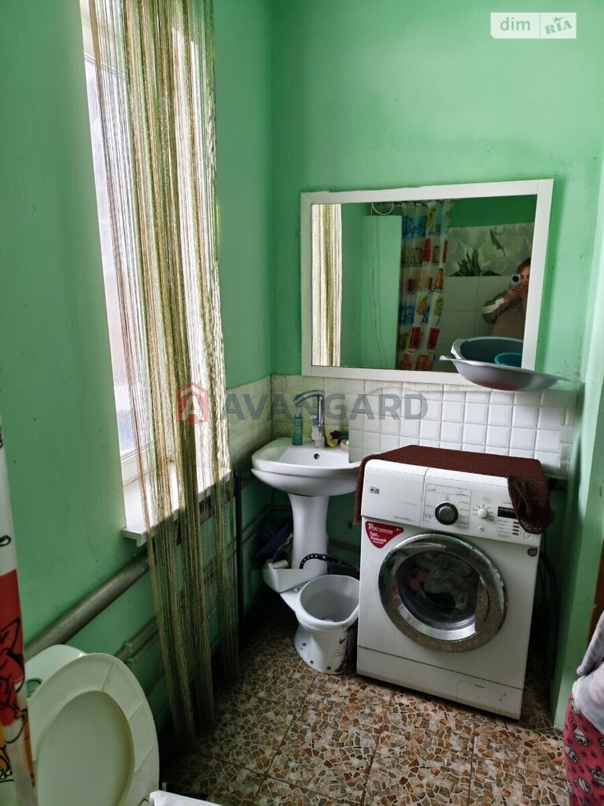 ������� �������, 53 ��.�. ���� 8