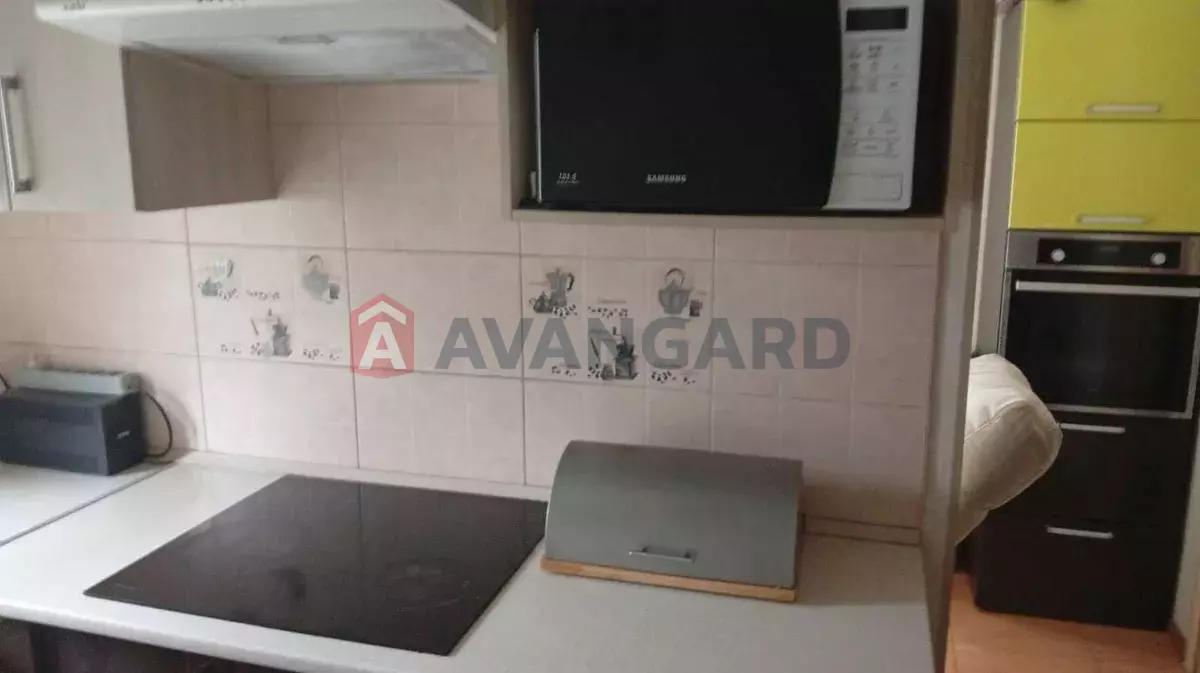 �������, 42 ��.�. ���� 11