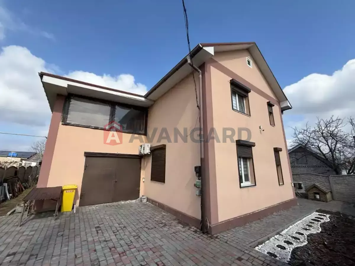 �������, 115 ��.�. ���� 1