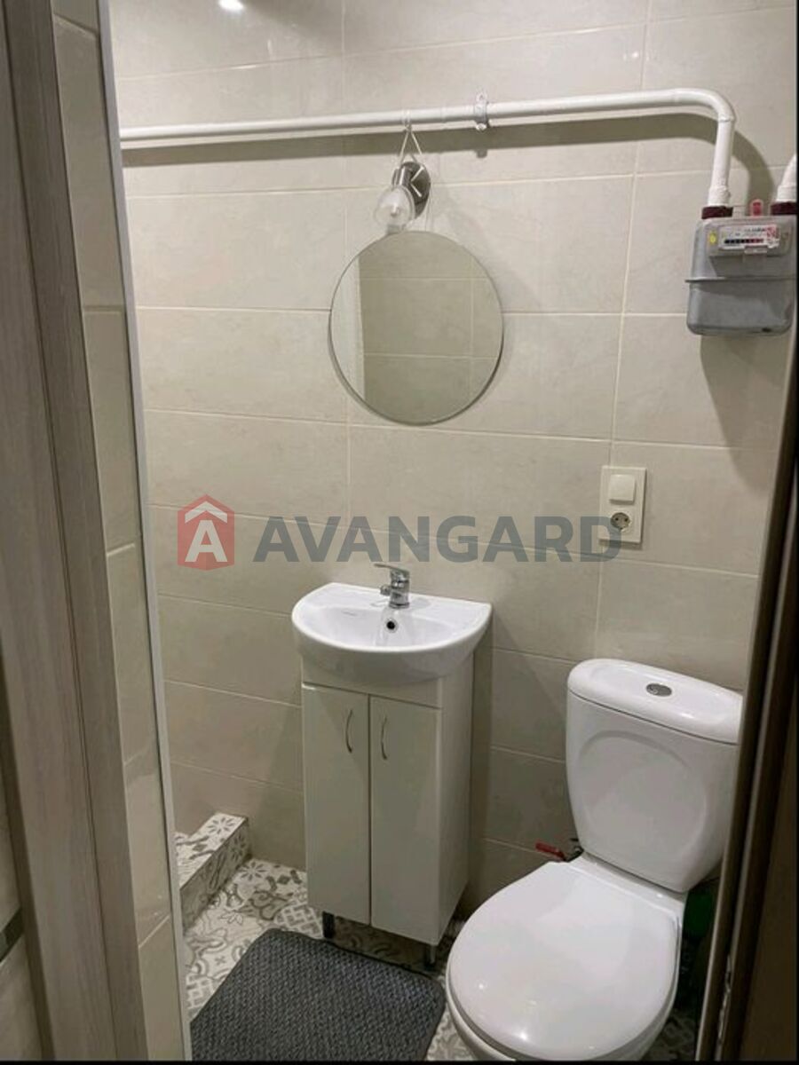 ����� ����, 35 ��.�. ���� 10