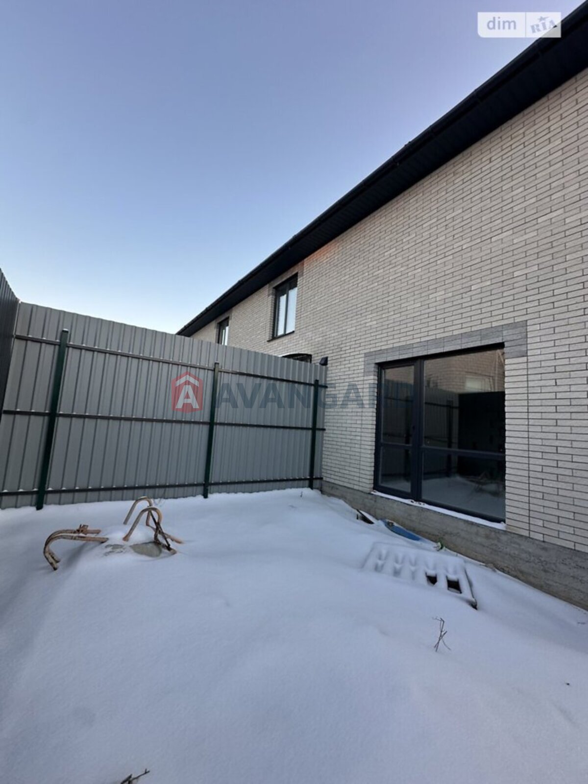 ��������, 75 ��.�. ���� 4