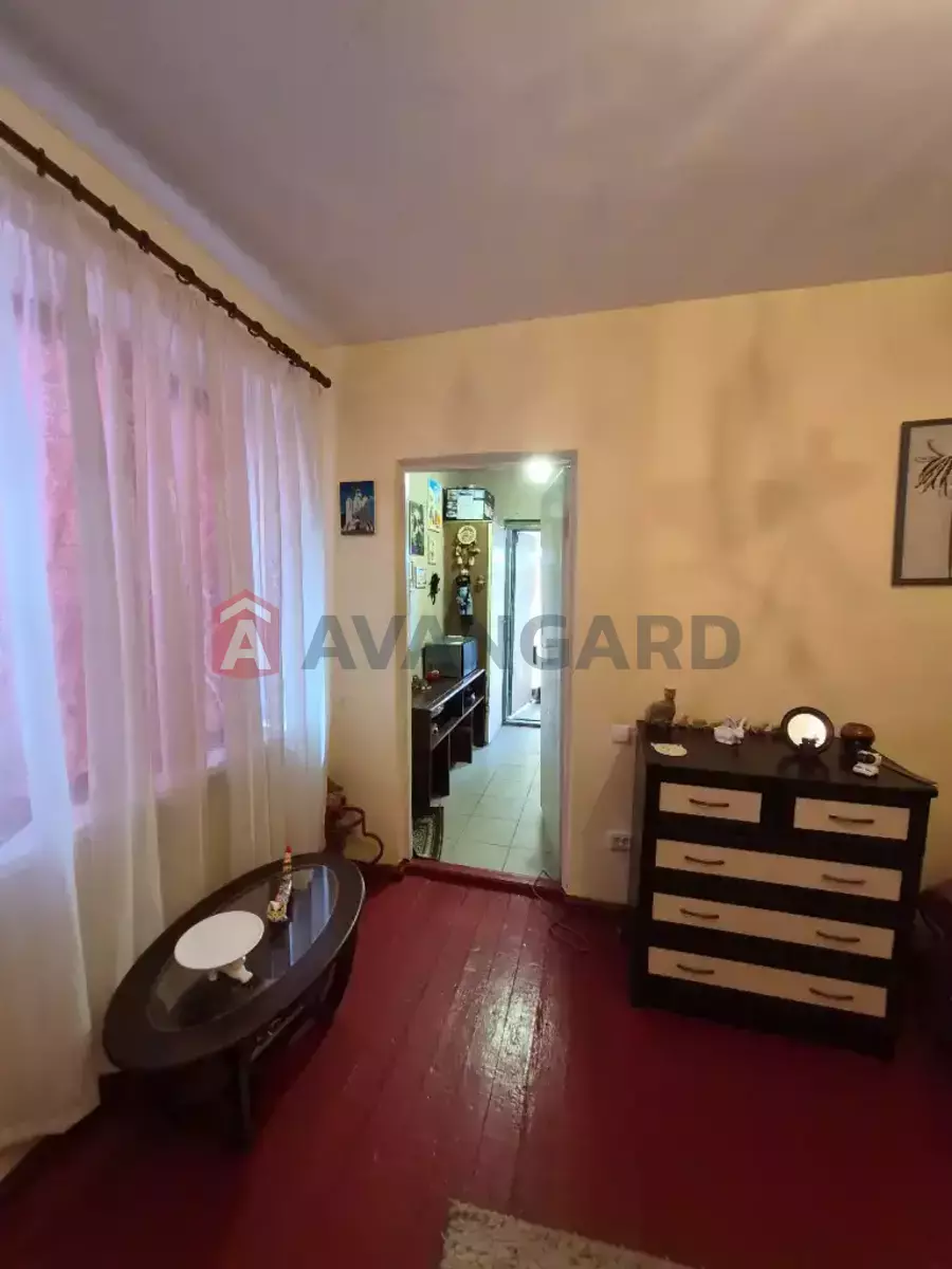 ����, 32 ��.�. ���� 6