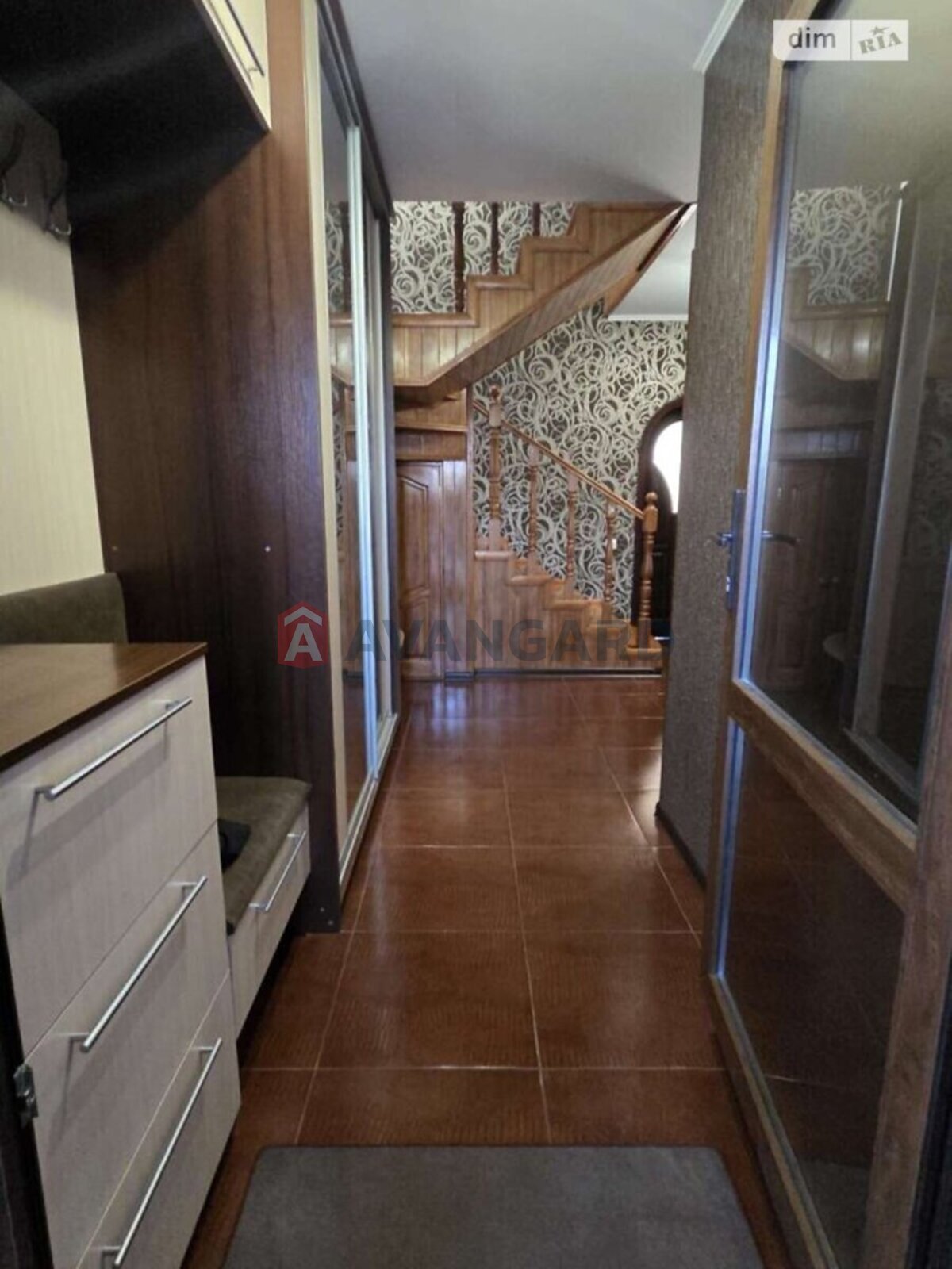 �������, 137 ��.�. ���� 17