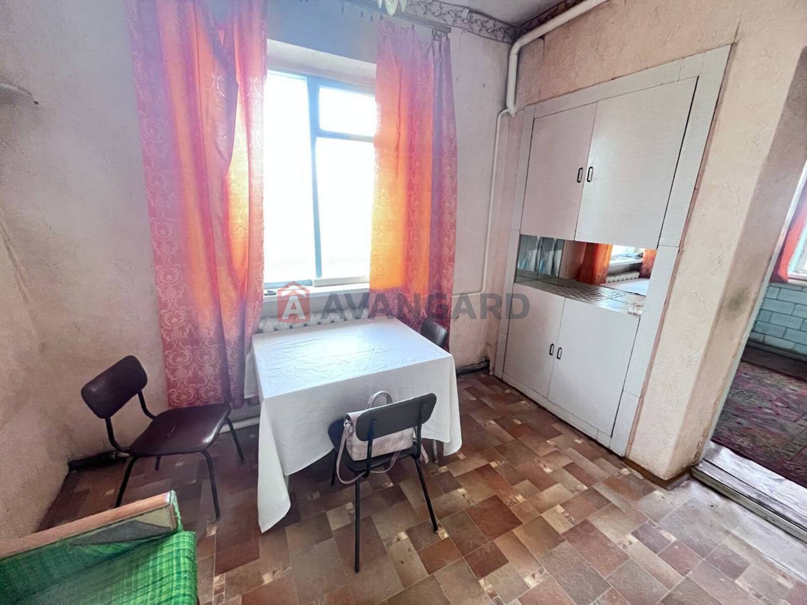 �������, 118 ��.�. ���� 13