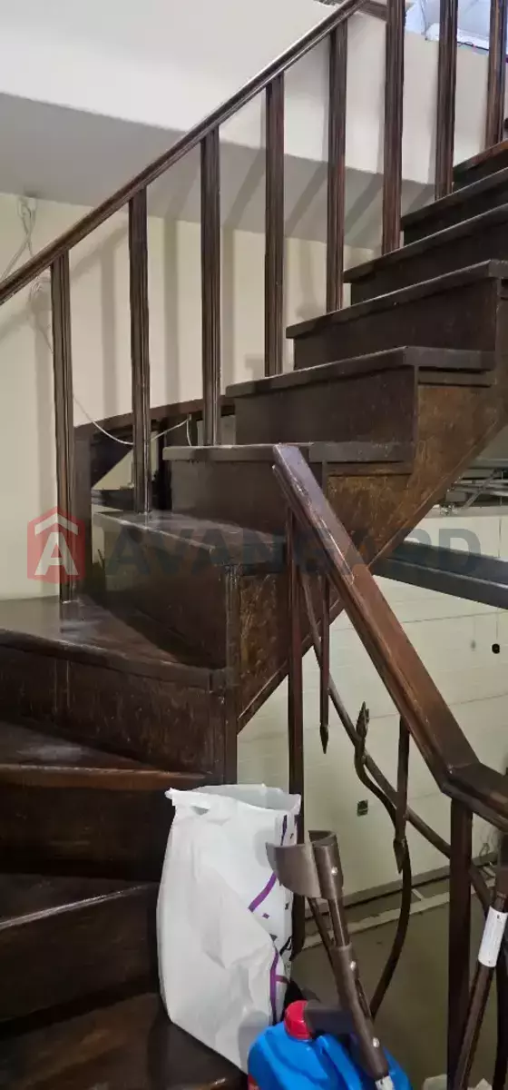 �������, 450 ��.�. ���� 27