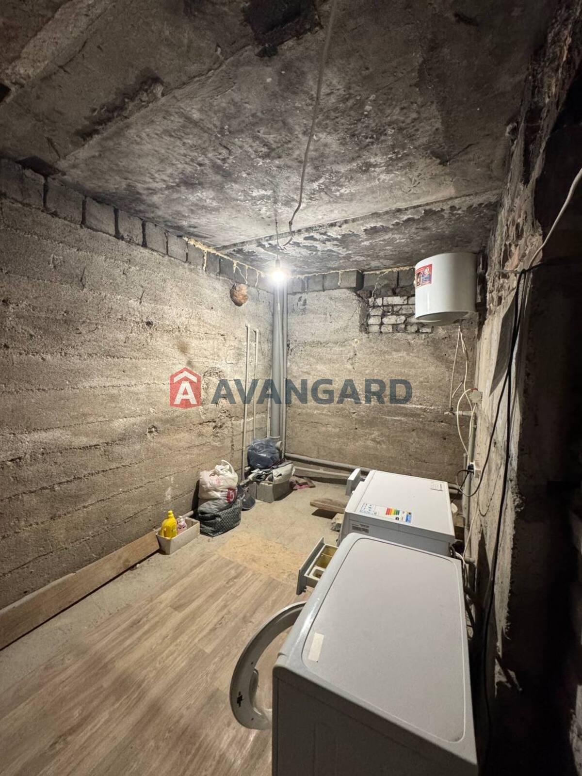 �������, 209 ��.�. ���� 6