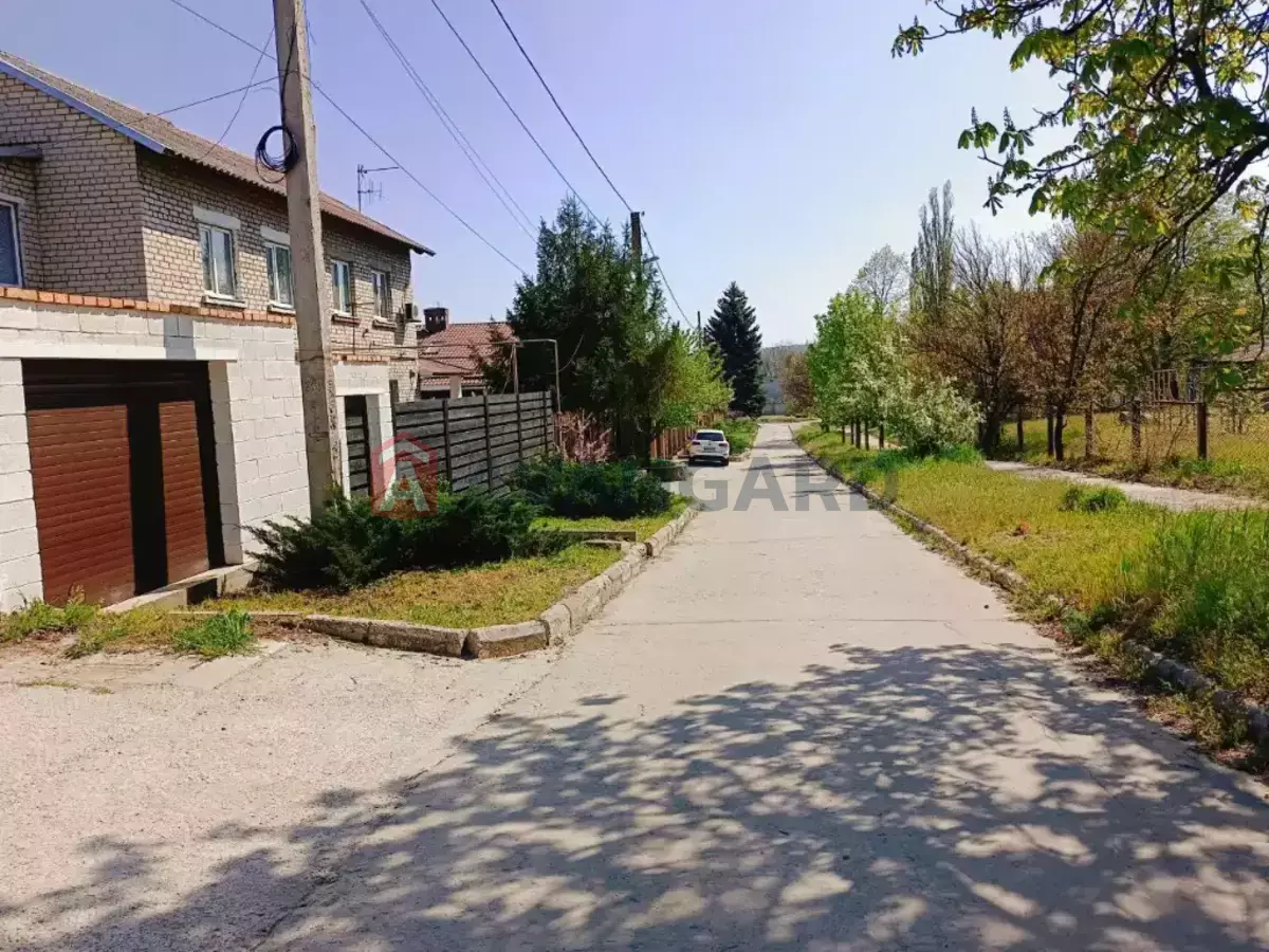 ������� �������, 90 ��.�. ���� 13