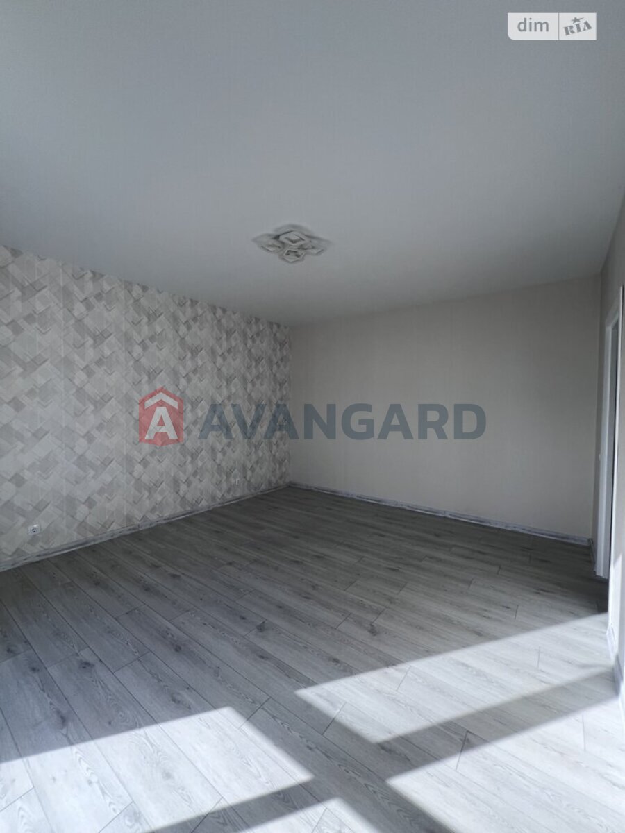 �������, 220 ��.�. ���� 16