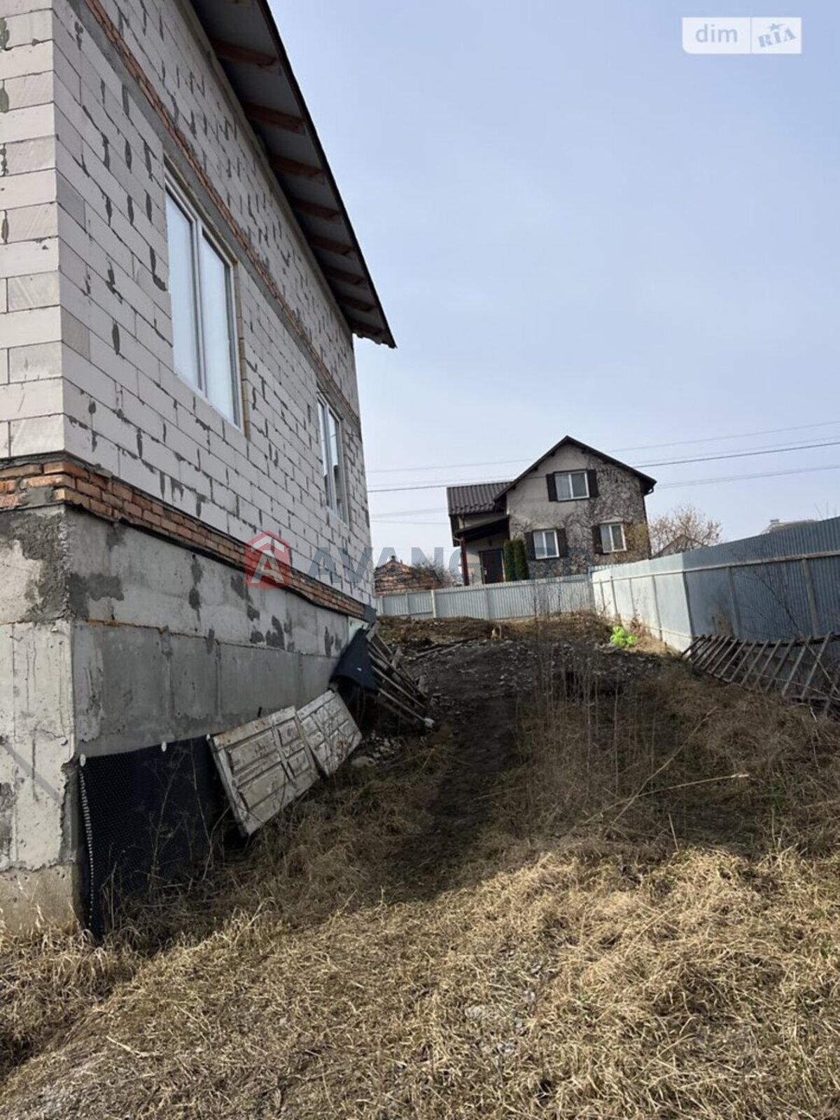 �������, 180 ��.�. ���� 9