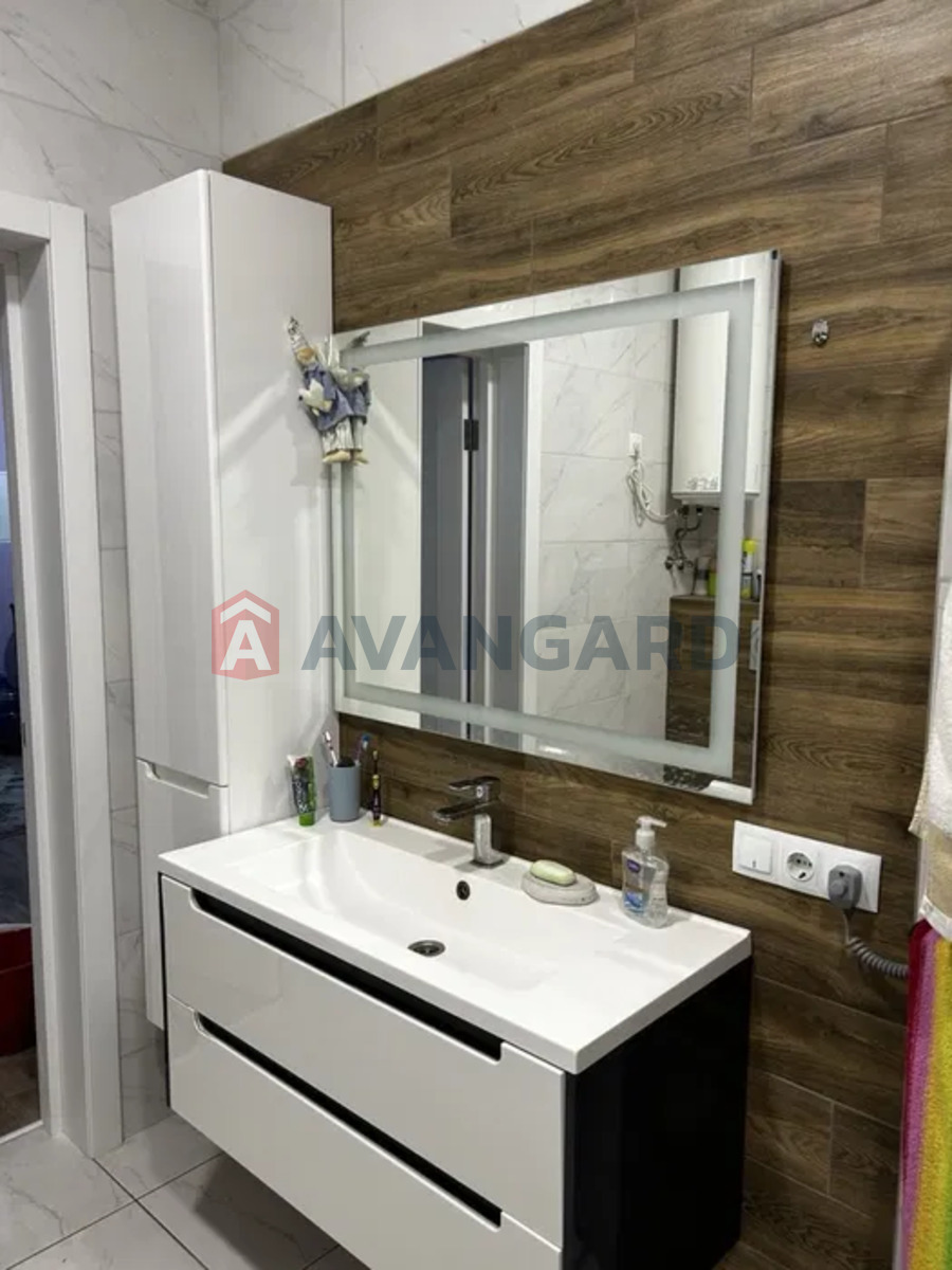 �������, 192 ��.�. ���� 3