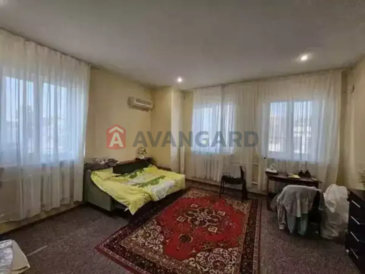 �������, 230 ��.�. ���� 7