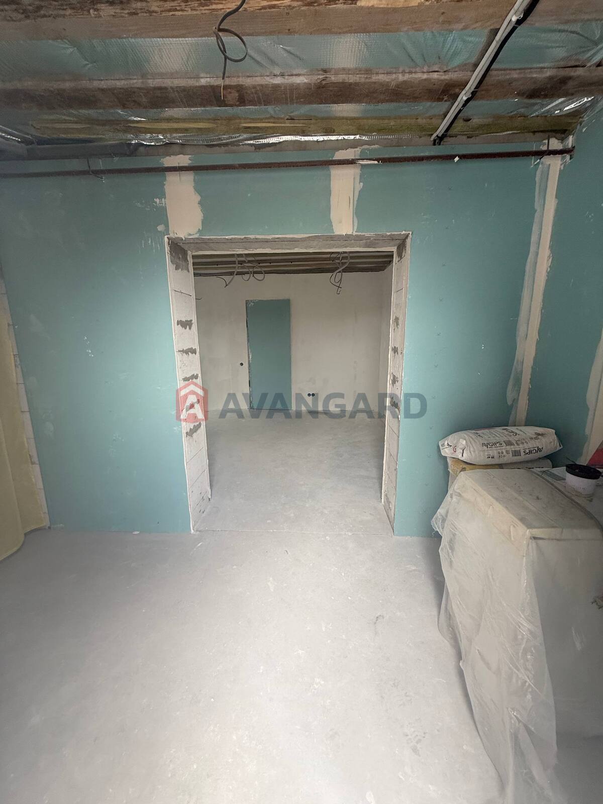 �������, 136 ��.�. ���� 9