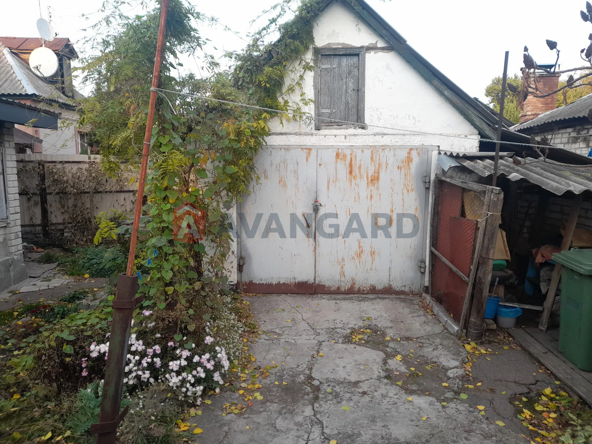 ������� �������, 52 ��.�. ���� 4