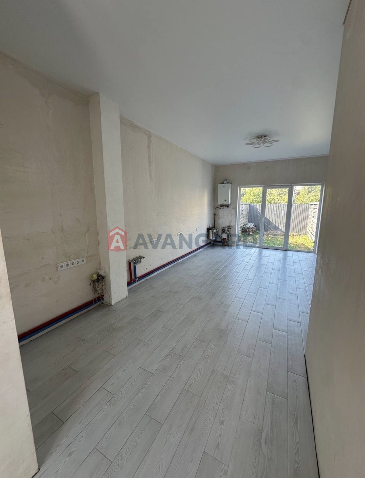 ��������, 100 ��.�. ���� 6