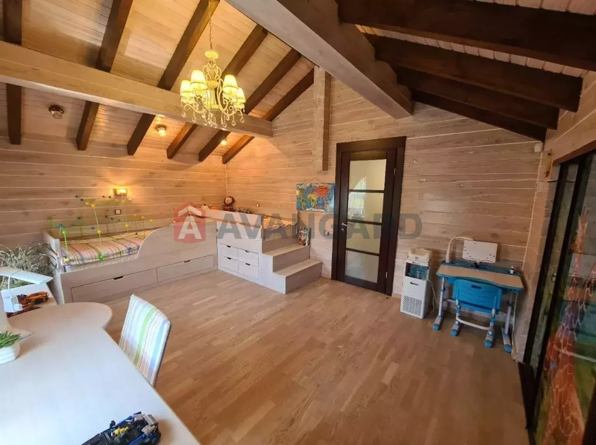 �������, 190 ��.�. ���� 3