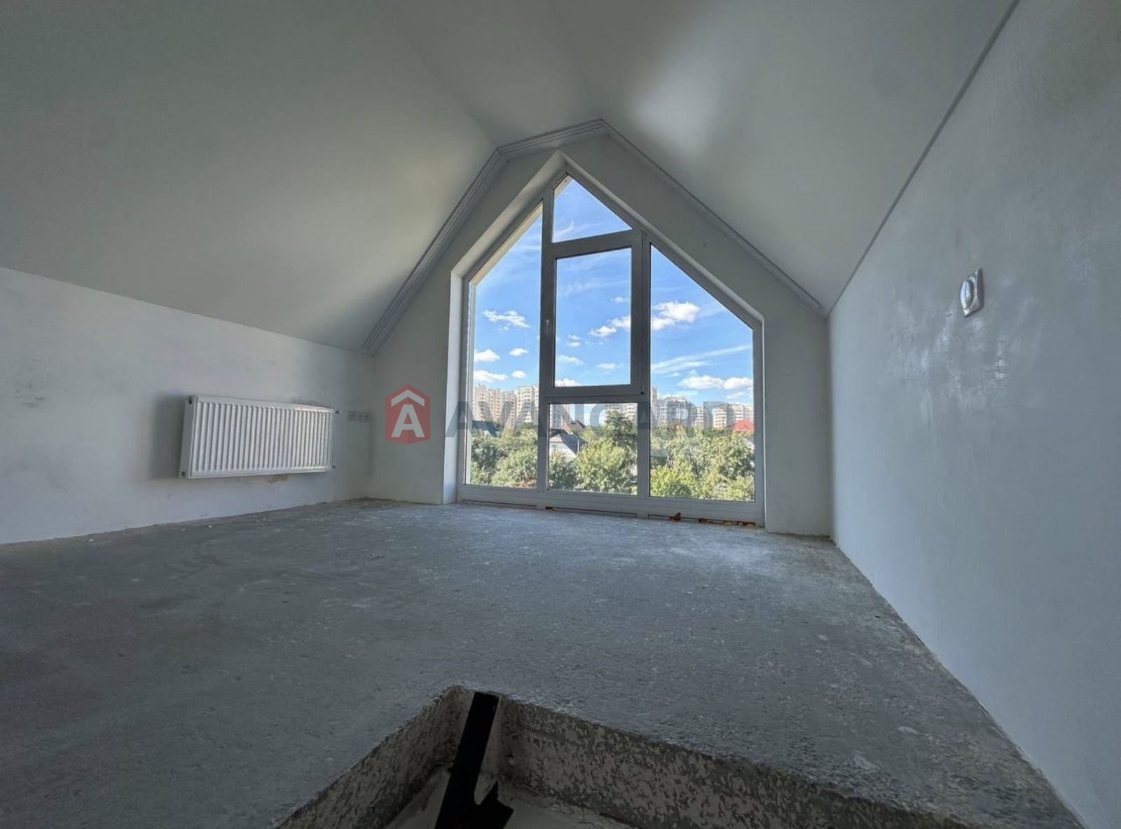 ��������, 100 ��.�. ���� 17