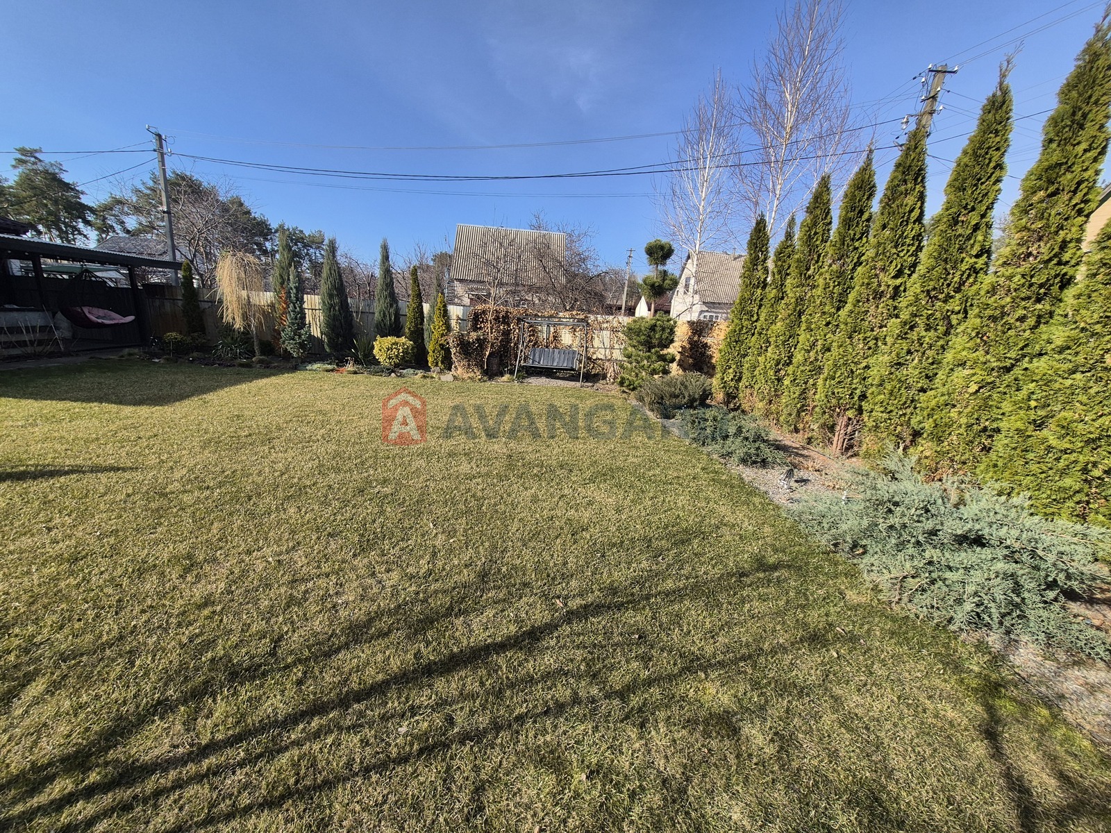 �������, 105 ��.�. ���� 8