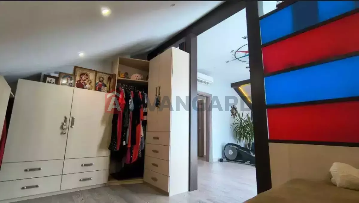 �������, 199 ��.�. ���� 21