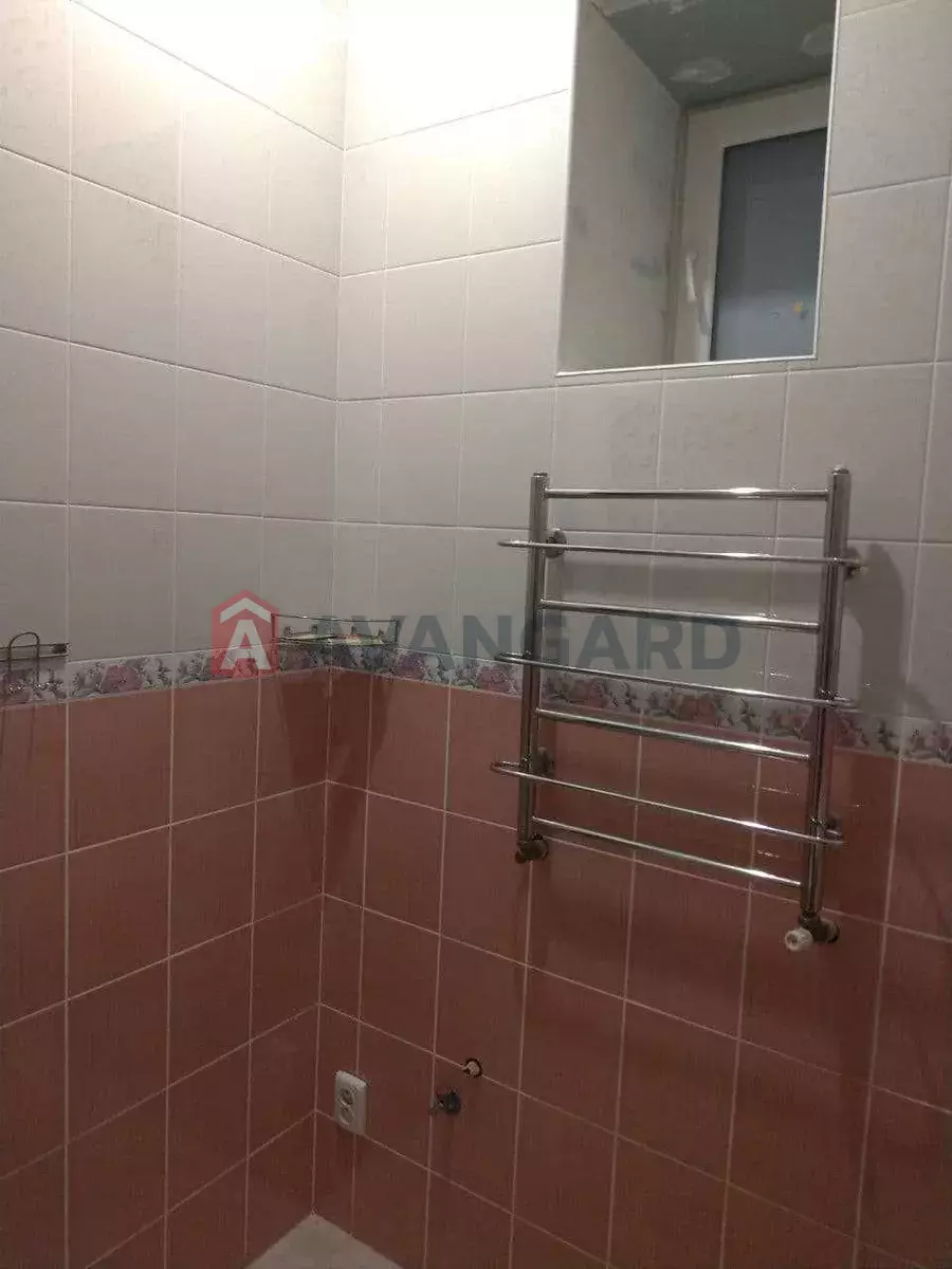 ������� �������, 47 ��.�. ���� 15