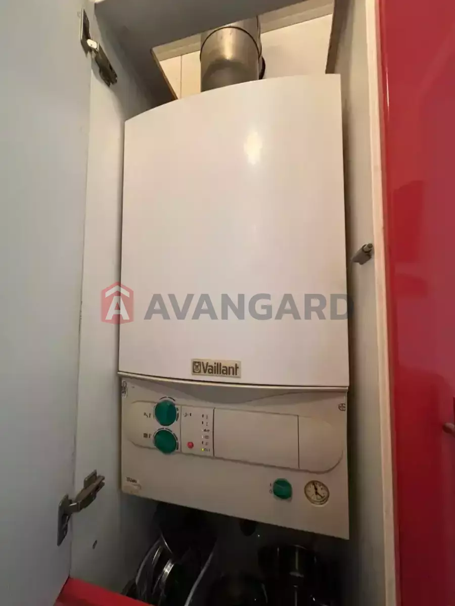 ������� �������, 65 ��.�. ���� 14