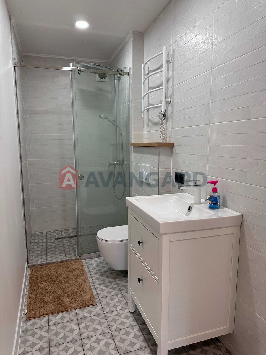 �������, 194 ��.�. ���� 9