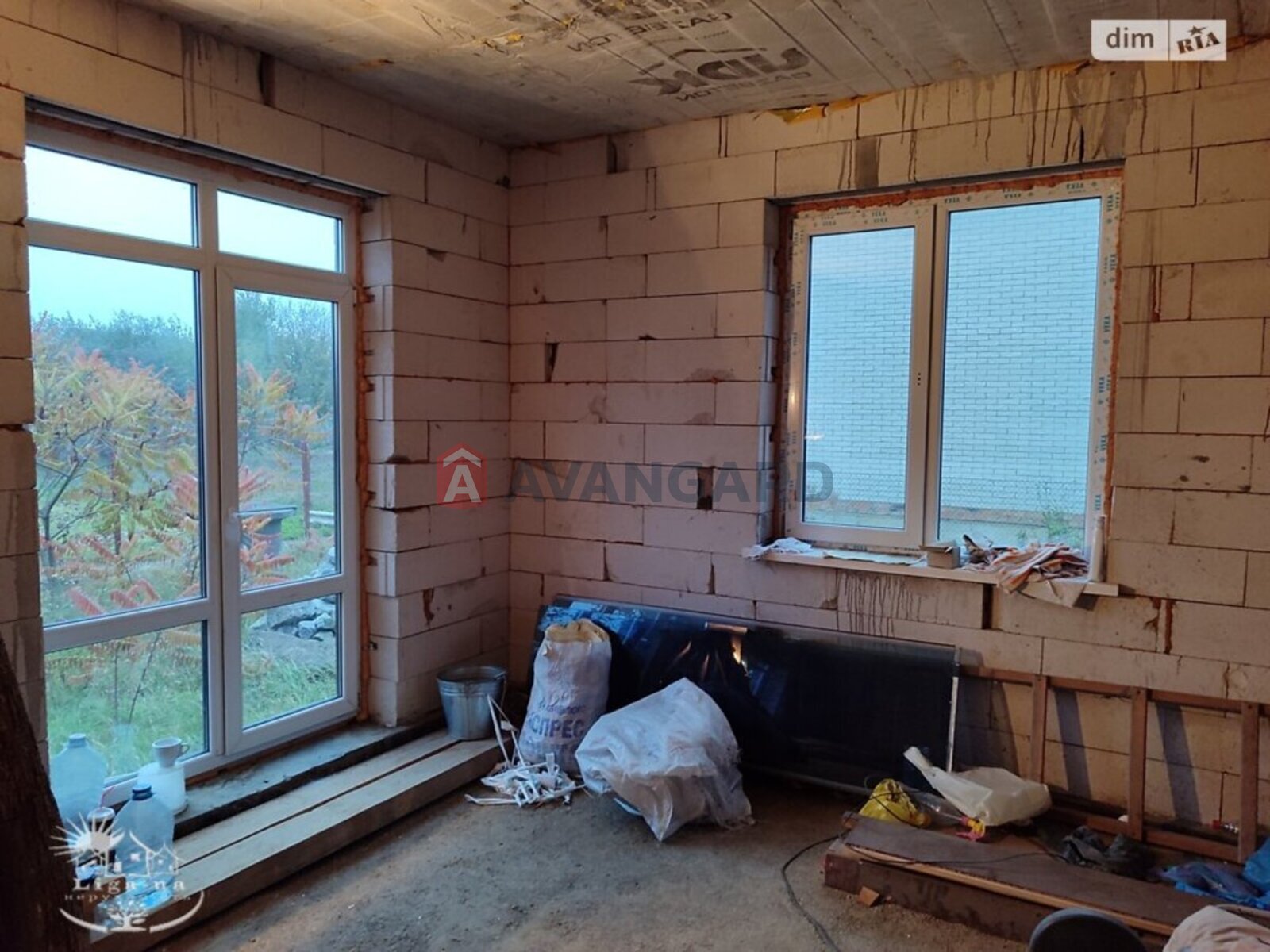 �������, 195 ��.�. ���� 29