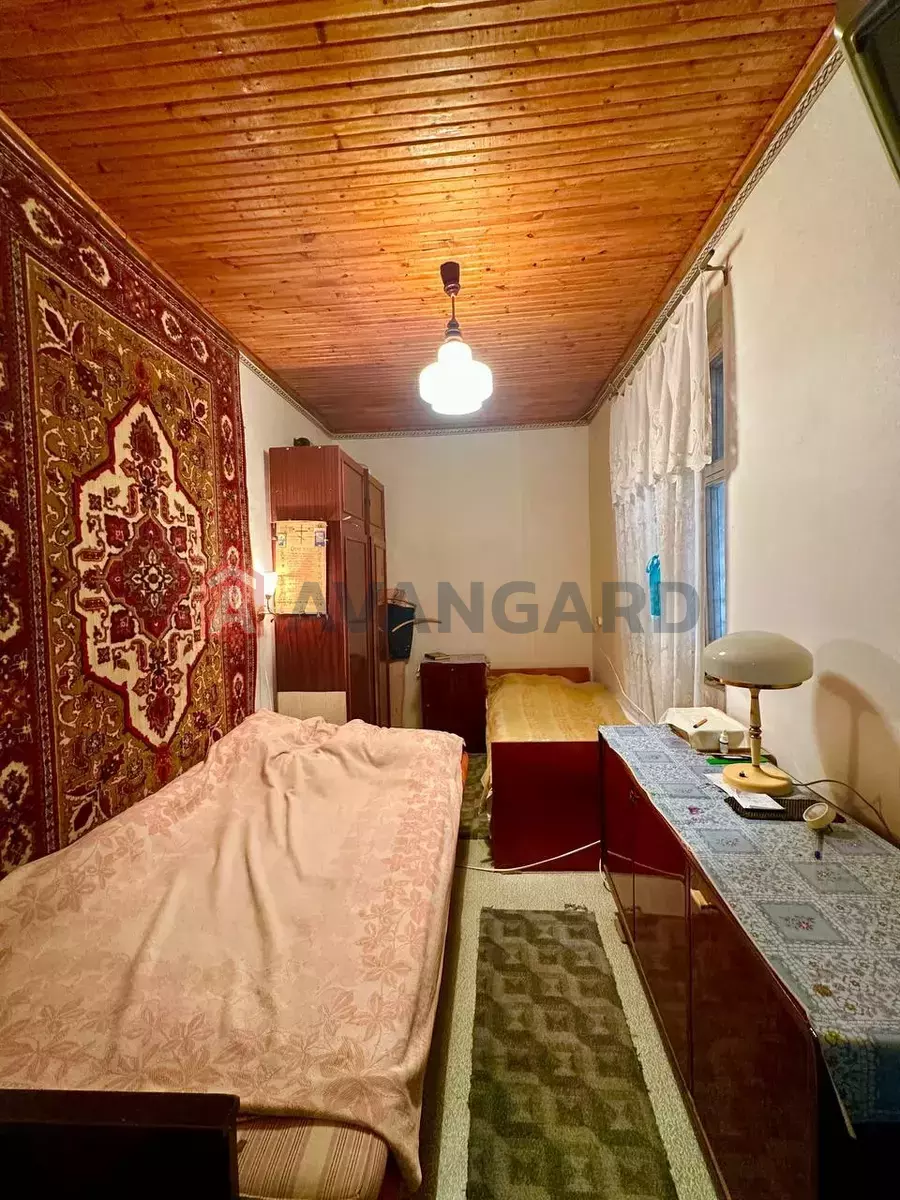 ����, 60 ��.�. ���� 14