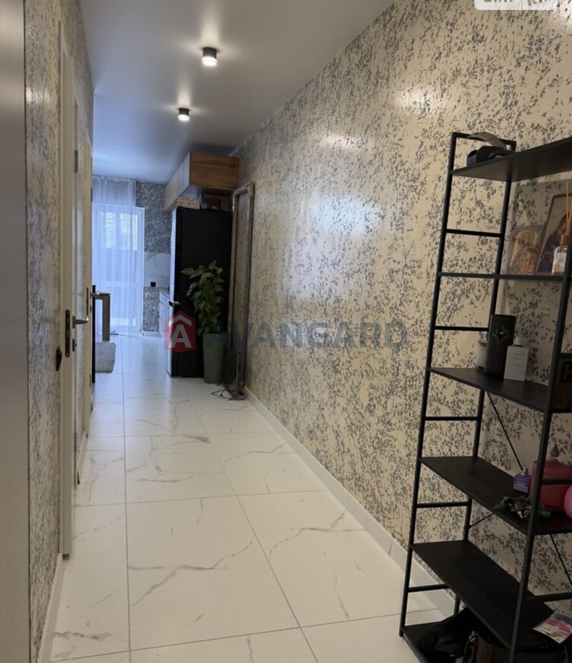 ��������, 76 ��.�. ���� 9