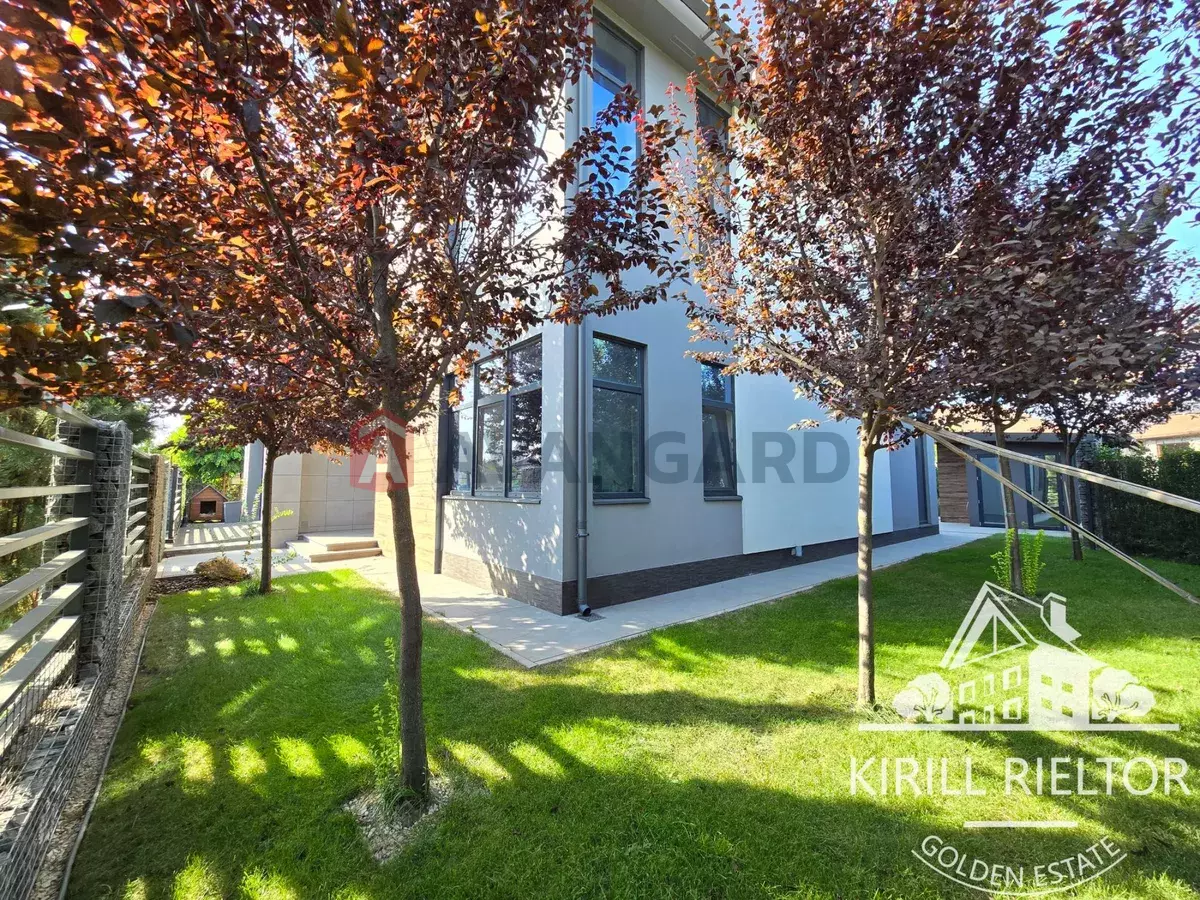 �������, 306 ��.�. ���� 15