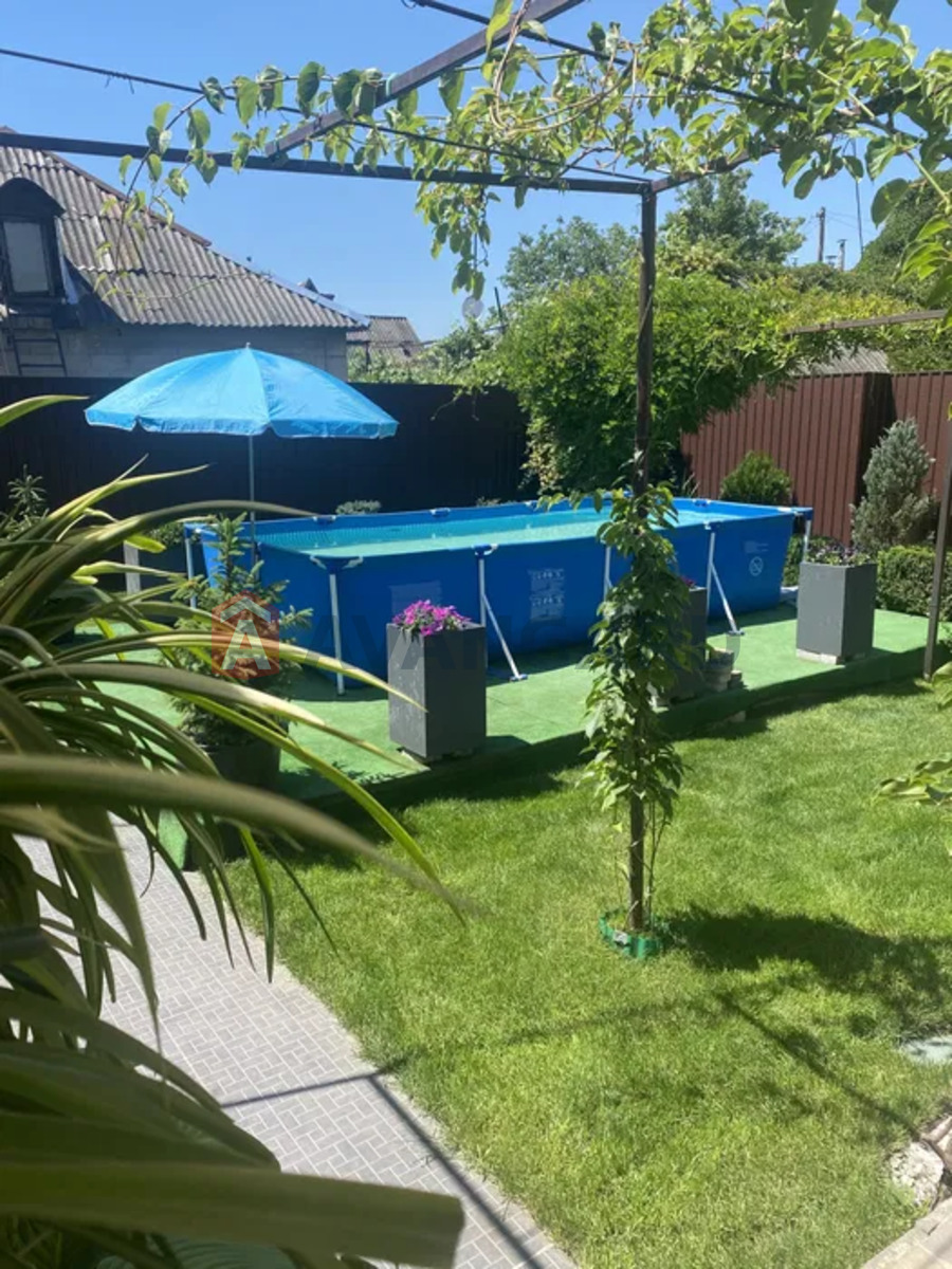 �������, 200 ��.�. ���� 16