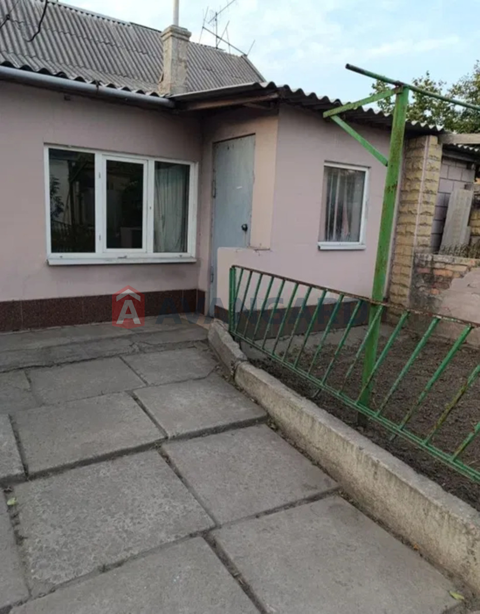 ������� �������, 42 ��.�. ���� 1