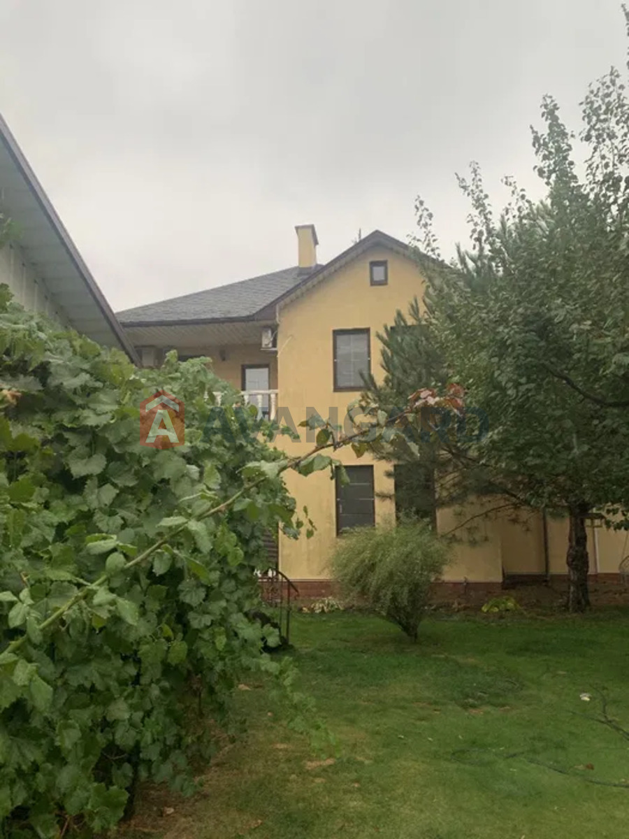 Будинок, 220 кв.м. фото 8 Будинок, 220 кв.м. фото 8