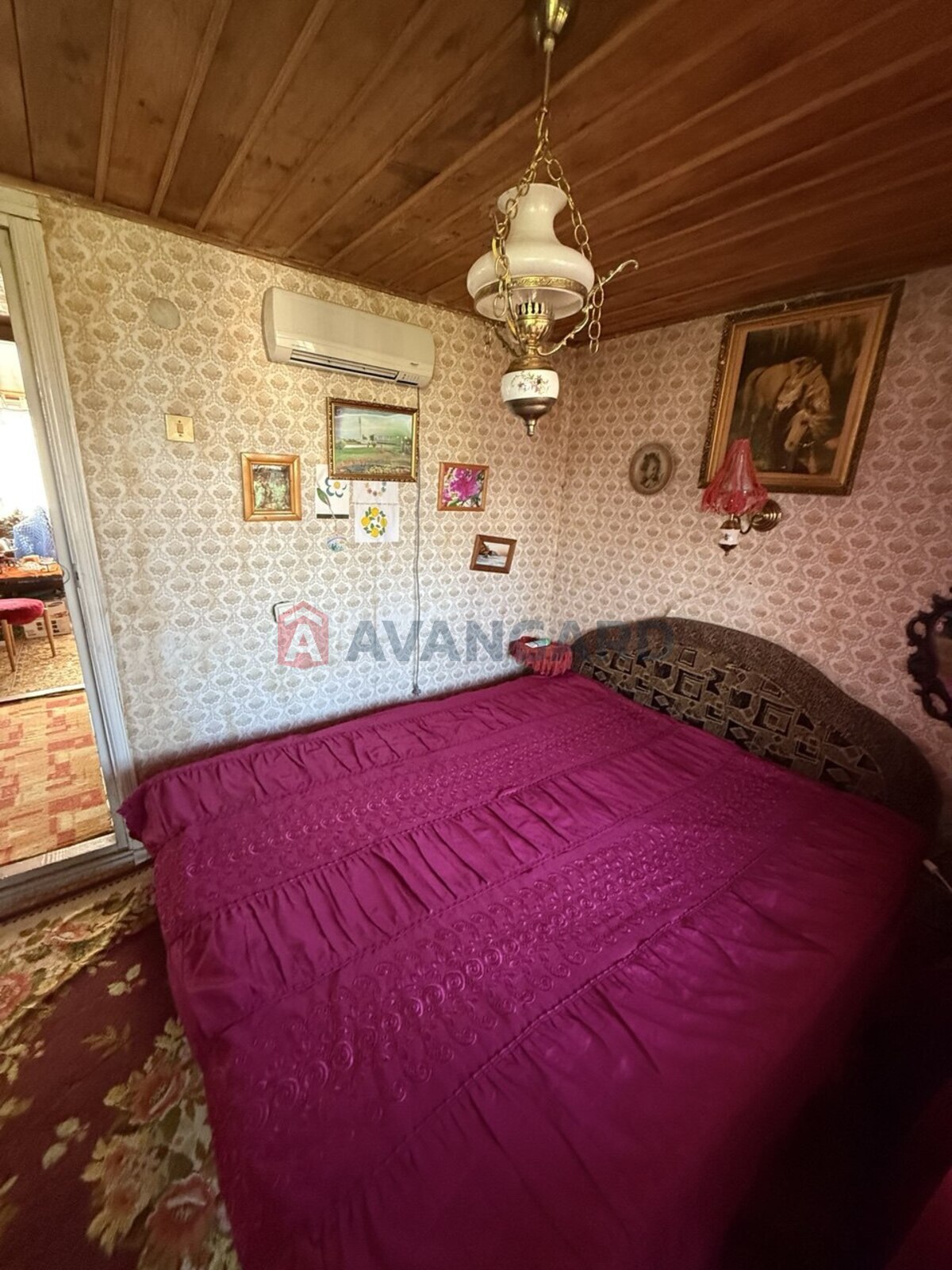 ����, 100 ��.�. ���� 15