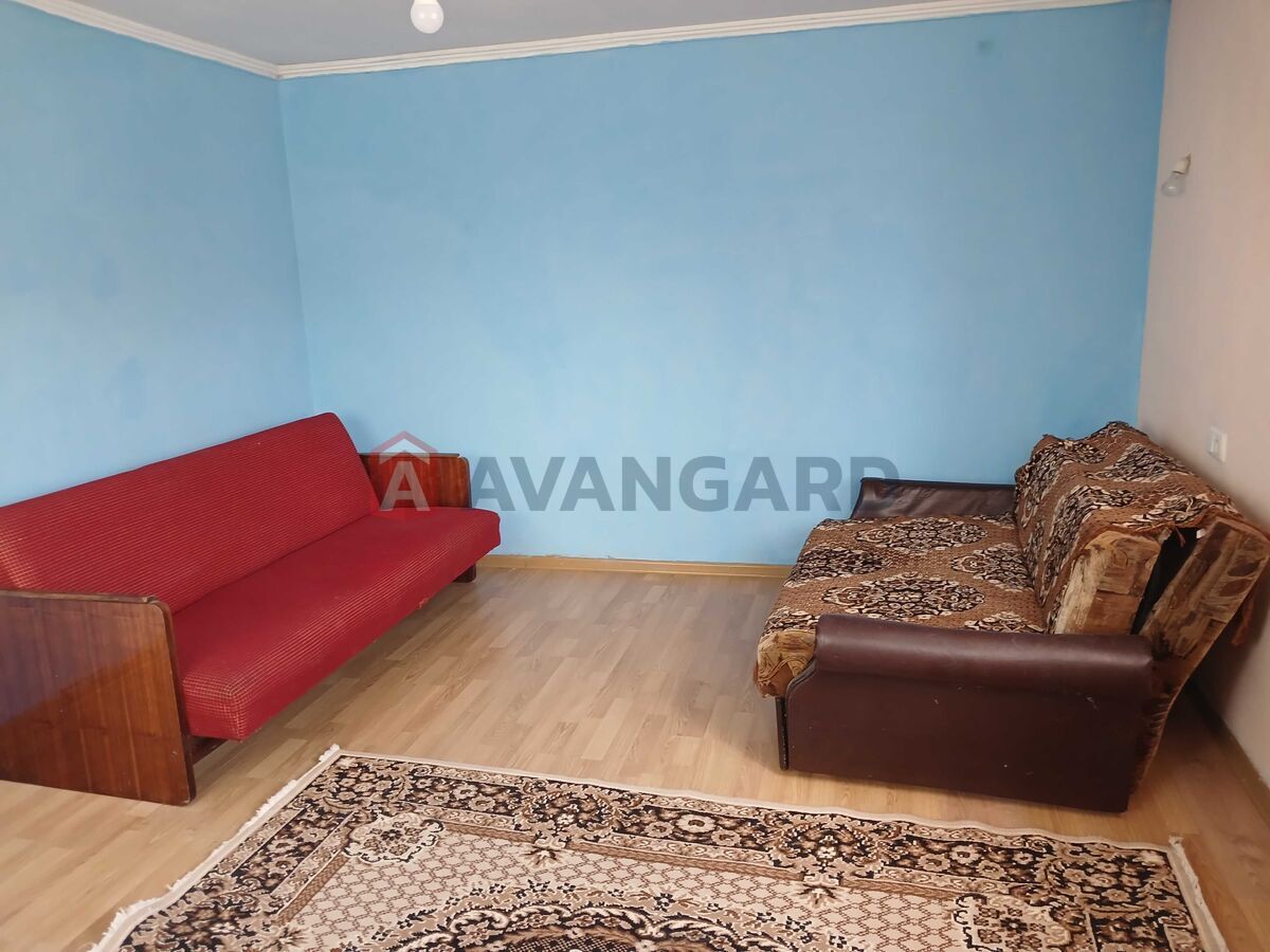 ���, 32 ��.�. ���� 13