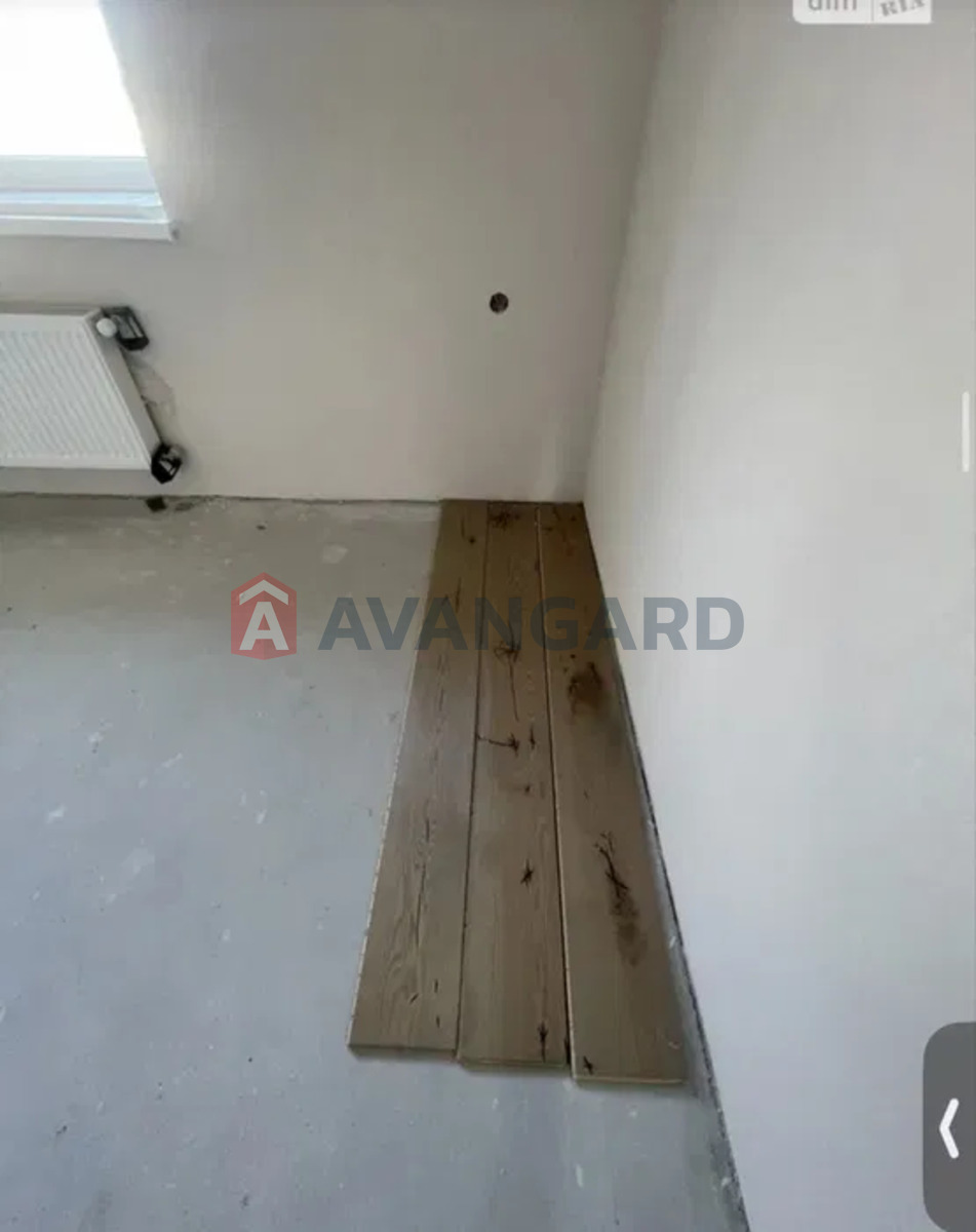 ���, 100 ��.�. ���� 10