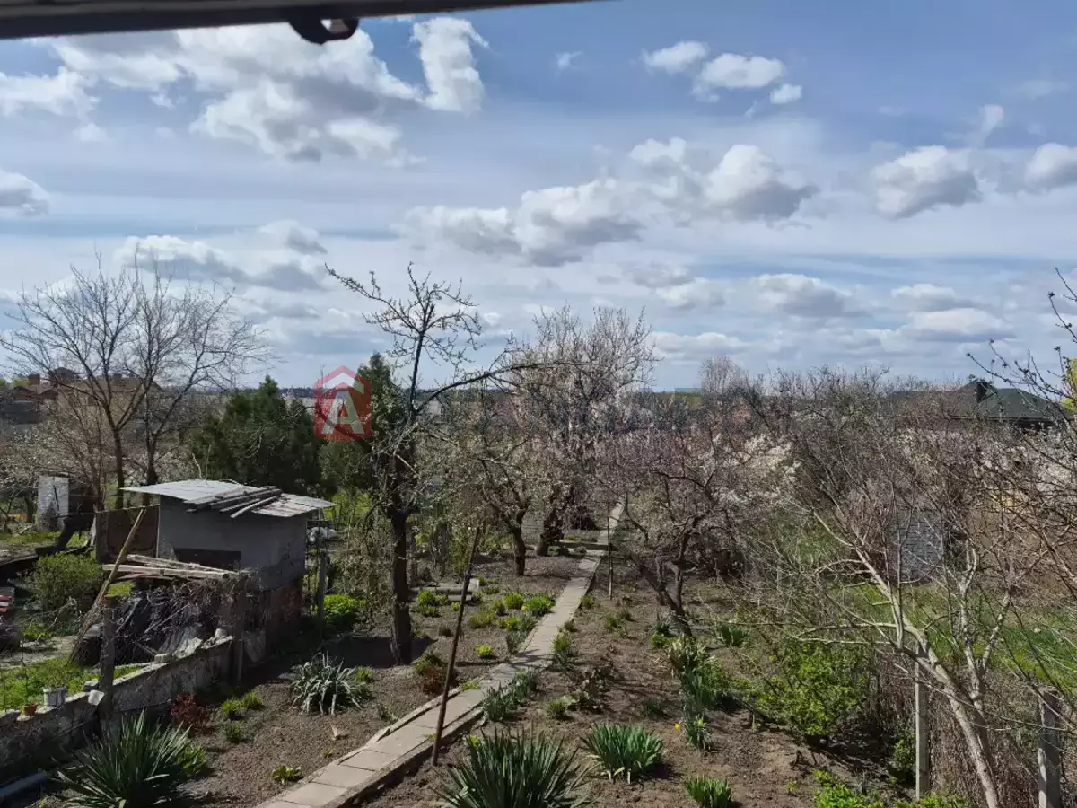 ����, 32 ��.�. ���� 12