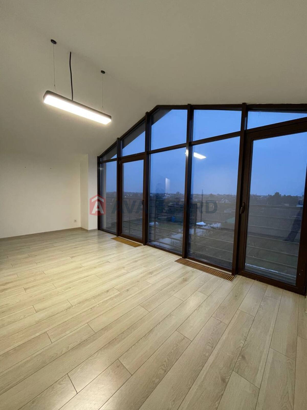 �������, 407 ��.�. ���� 26