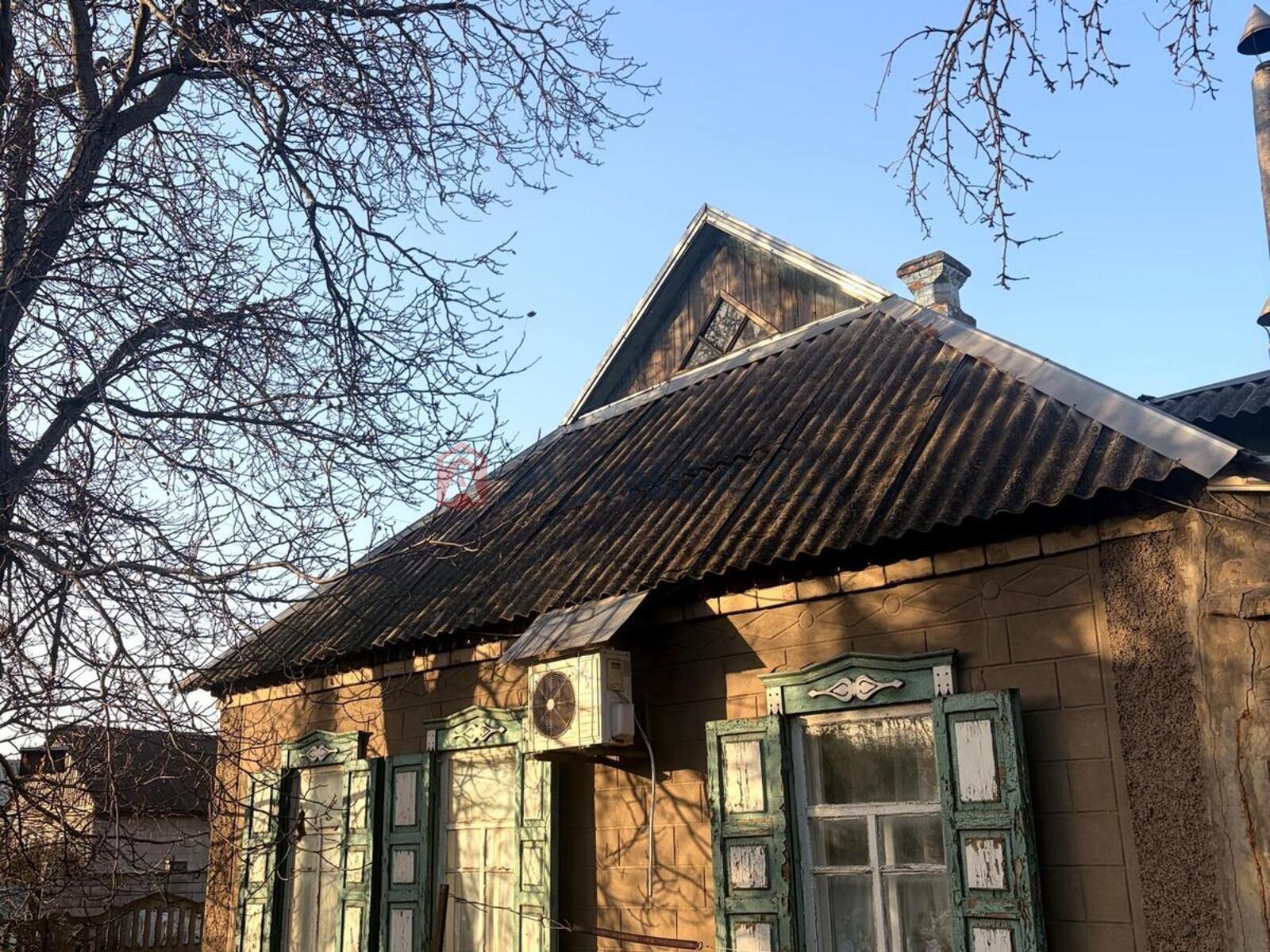 �������, 75 ��.�. ���� 13