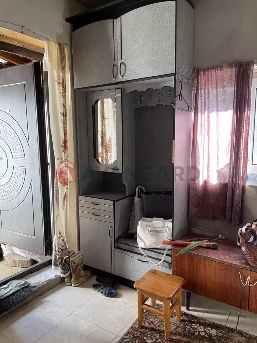 ������� �������, 55 ��.�. ���� 3