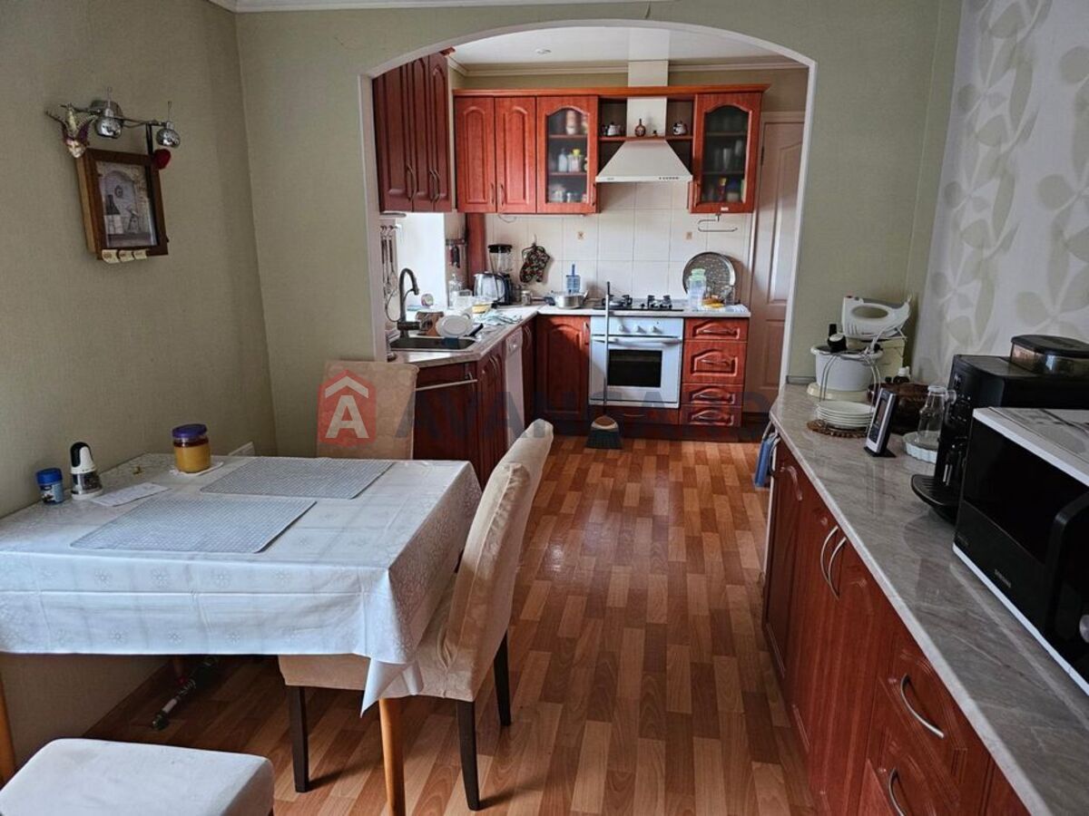 �������, 70 ��.�. ���� 3