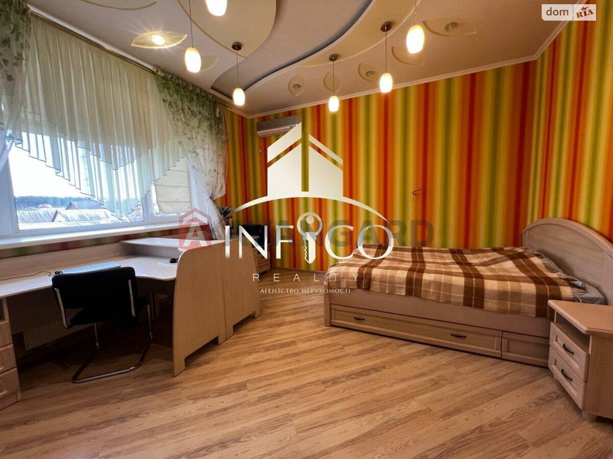 Будинок, 318 кв.м. фото 4 Будинок, 318 кв.м. фото 4