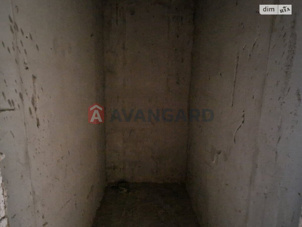 ��������, 82 ��.�. ���� 13