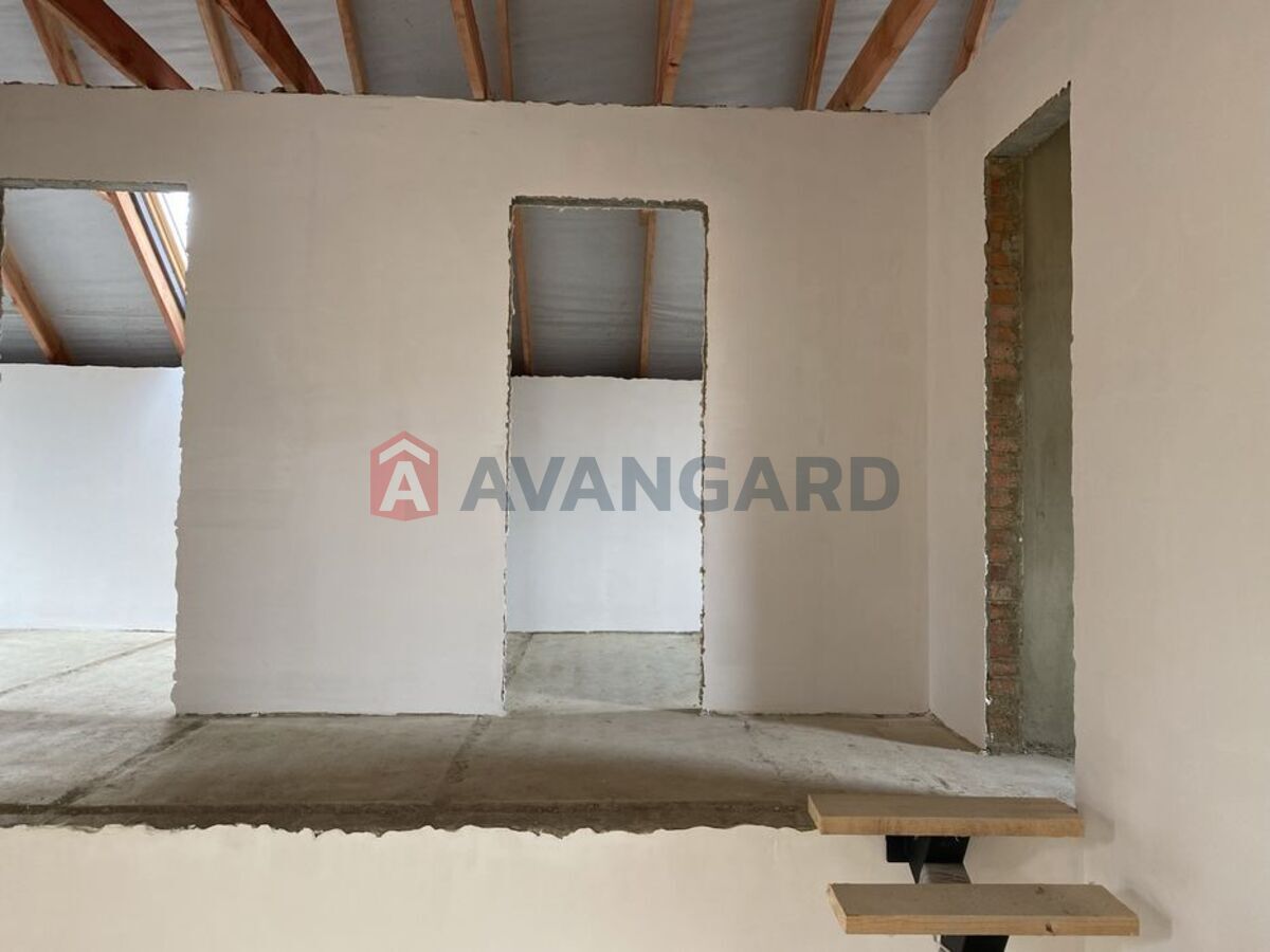 �������, 160 ��.�. ���� 9